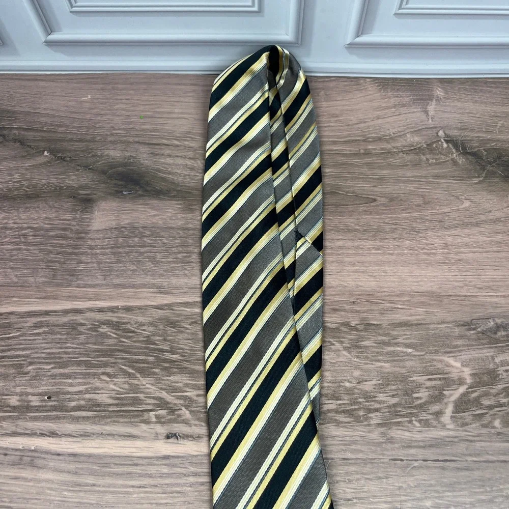 Ivy Crew Necktie Mens Black Gold Grey Striped Handmade Classic Tie